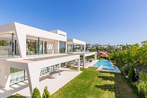 6 bedroom villa, Haza del Conde, Marbella, Malaga, Spain