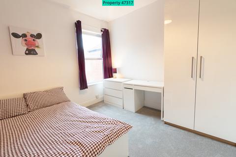 6 bedroom terraced house to rent, Avenue Road, Southampton, SO14