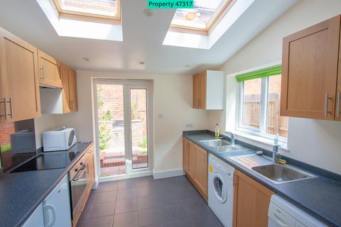 6 bedroom terraced house to rent, Avenue Road, Southampton, SO14