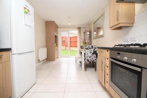 3 bedroom detached house to rent, Lockwood Chase, Oxley Park