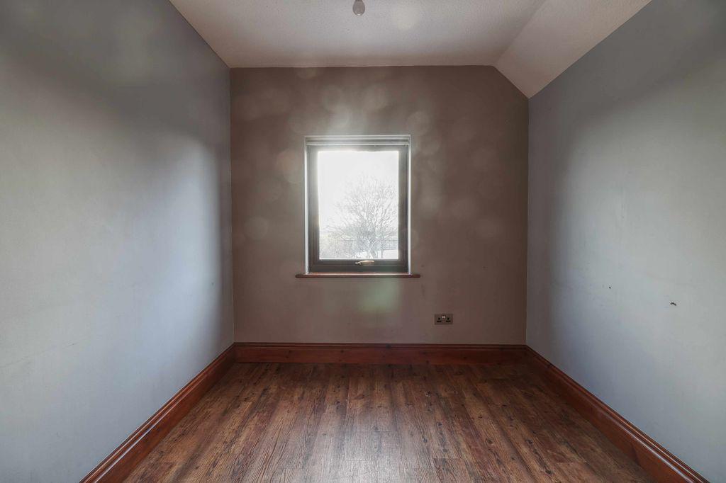 Bedroom 3 (Single)