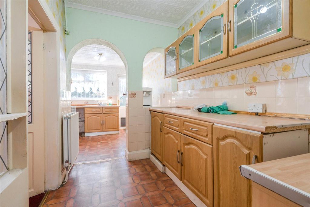 Kitchen (2)