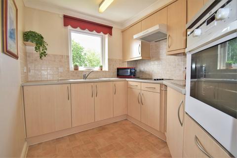 1 bedroom apartment for sale - Kingsley Court, Windsor Way, Aldershot, GU11