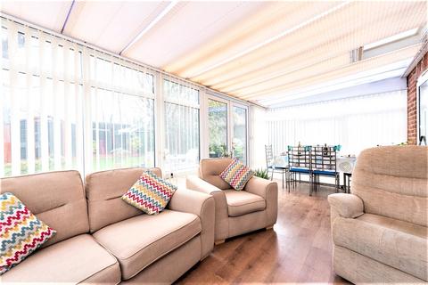 56 Ewins Close, Ash, Aldershot, GU12 6SA