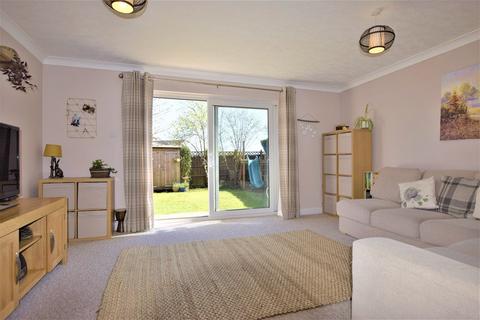 26 Oaktrees, Ash, Aldershot, GU12 6QS