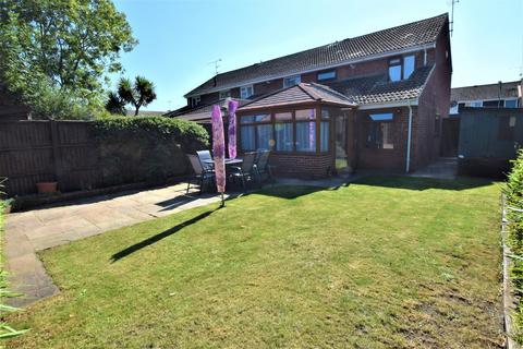 4 bedroom end of terrace house for sale, Farnborough GU14