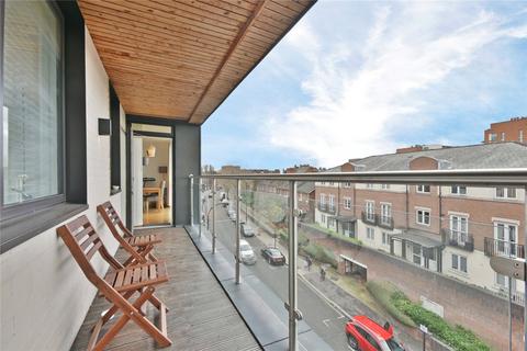 2 bedroom flat to rent, Iverson Road, West Hampstead, London, NW6
