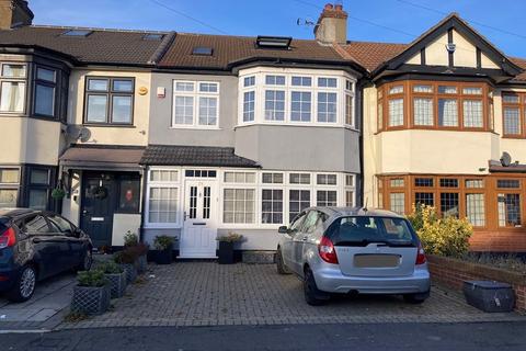 5 bedroom terraced house to rent - Cecil Avenue, Hornchurch