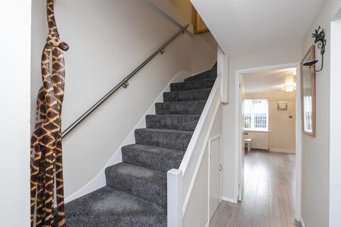 5 Beaufort Close, North Weald, Epping, CM16 6JZ