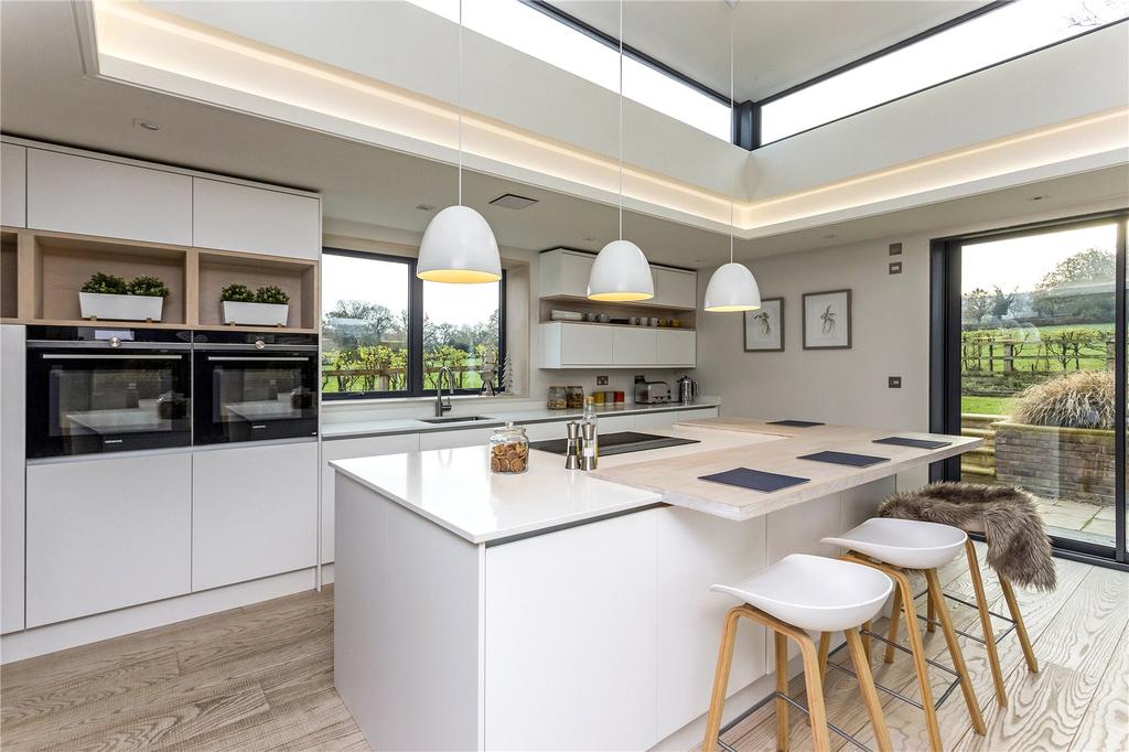 Balcarras Road, Charlton Kings... 4 bed detached house £1,850,000