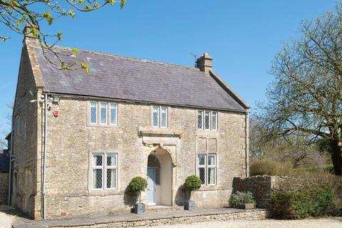 4 bedroom detached house to rent, Cold Ashton, Chippenham, Gloucestershire, SN14