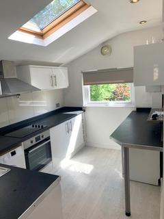 9b Cowper Road, Bromley, BR2 9RT