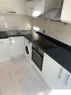 9b Cowper Road, Bromley, BR2 9RT