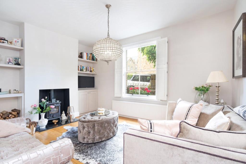 Orchard Road, Highgate, London, N6 2 bed house £1,000,000
