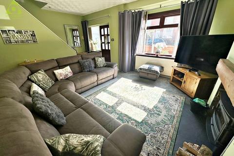 3 bedroom semi-detached house for sale, 19 Woodbine Road, Morris Green, Bolton, BL3 3JH