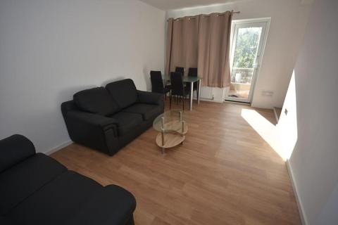 Rockdove Avenue, Hulme, Manchester. M15 5EH