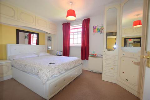 undefined, Leigh Hunt Drive, Southgate