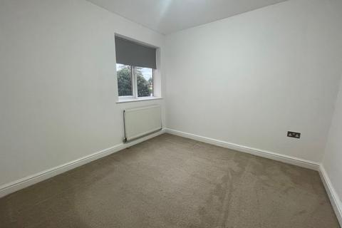 2 bedroom apartment to rent - Park Avenue, Southport, Merseyside, PR9