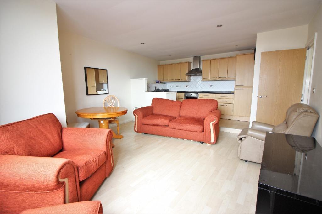 Eastbank Street, Southport, PR8 2 bed flat £35,000