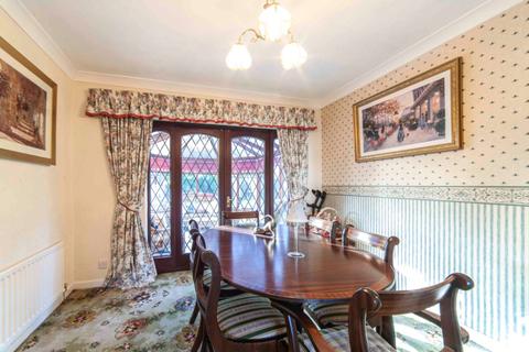7 The Gabriels, Shaw, Oldham, OL2 7HU