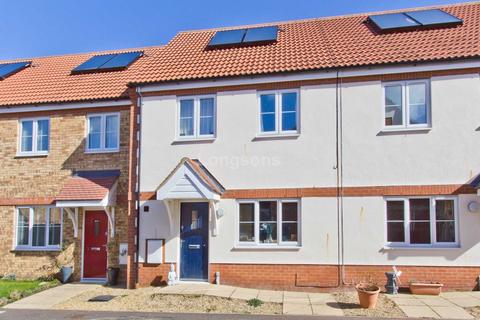 3 bedroom terraced house to rent, Bell Close, Marham