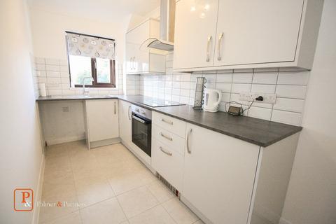 2 bedroom maisonette to rent, Collingwood Road, Colchester, Essex, CO3