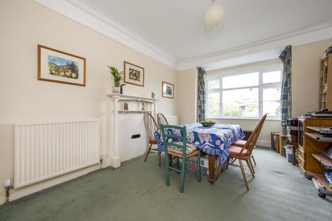 9 Connaught Road, New Malden, KT3 3PZ