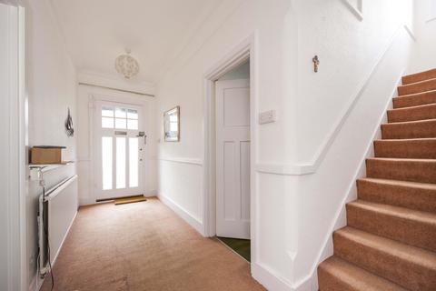 9 Connaught Road, New Malden, KT3 3PZ
