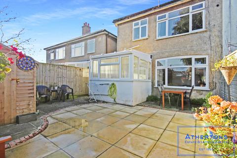 19 Abbott Road, Bournemouth, BH9 1EU