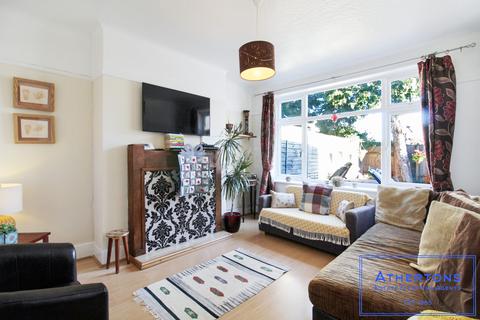 19 Abbott Road, Bournemouth, BH9 1EU