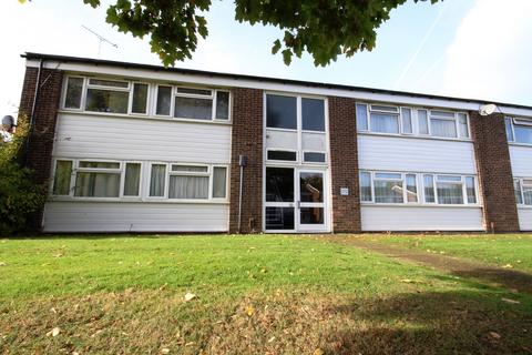 1 bedroom apartment to rent, Greenfields MAIDENHEAD Berkshire
