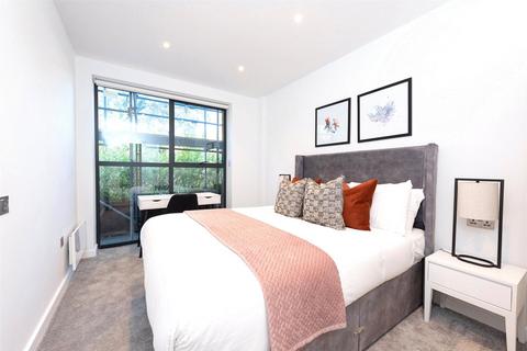 2 bedroom flat for sale, Compass House, 207-215 London Road, Camberley, Surrey, GU15