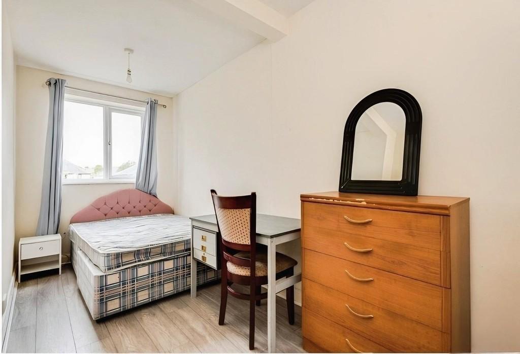 Bedroom 2 - Angle 1