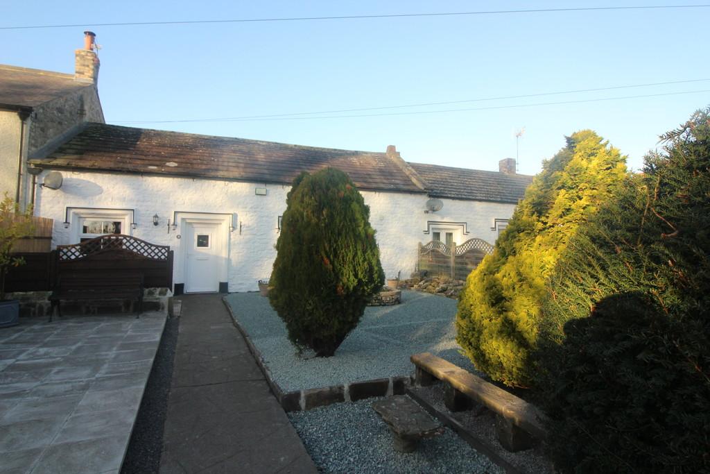 The Green, Piercebridge, Darlington 2 bed cottage £795 pcm (£183 pw)
