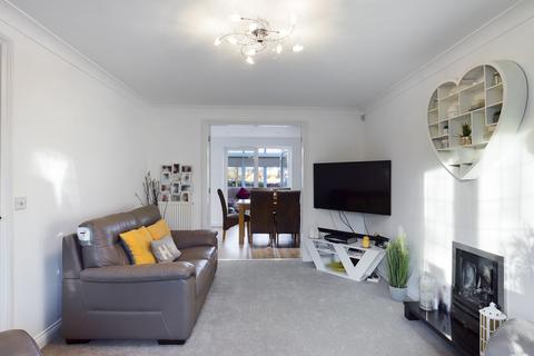 64 Eaton Close, Hatton, Derby, DE65 5ED