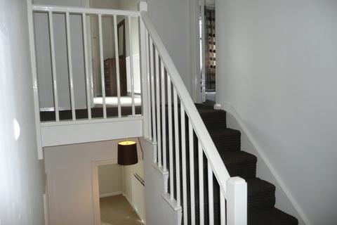 120 Fox Hill Crescent, Sheffield, S6 1GA