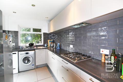 4 bedroom terraced house to rent, Gatton Road, Tooting Broadway