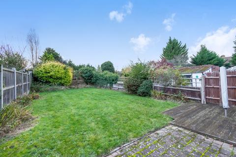 8 Overmead, Sidcup, DA15 8DS