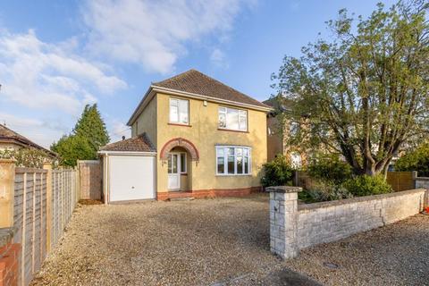 26 Elm Close, Wells, BA5 1LZ