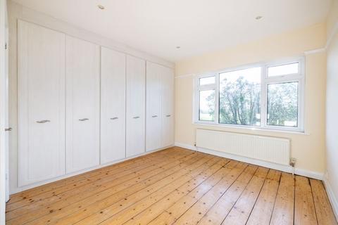 26 Elm Close, Wells, BA5 1LZ