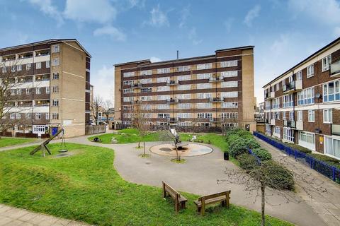 3 bedroom maisonette for sale, Sheffield Square, Sheffield Square	Mile End, Stratford, Bow, London, E3 2BY
