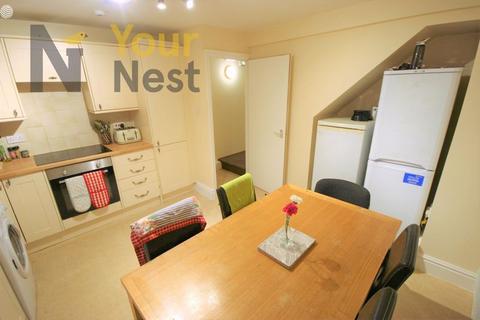 6 bedroom terraced house to rent, Newport Mount, Headingley, Leeds, LS6 3BD