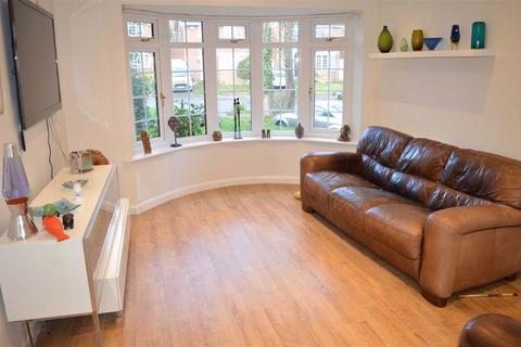 3 Ashdene Close, Wimborne, BH21 1TQ
