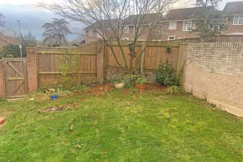 3 Ashdene Close, Wimborne, BH21 1TQ