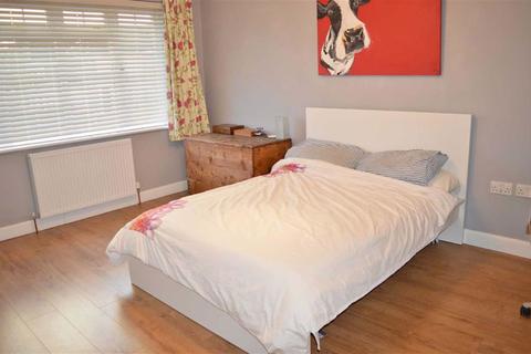 3 Ashdene Close, Wimborne, BH21 1TQ