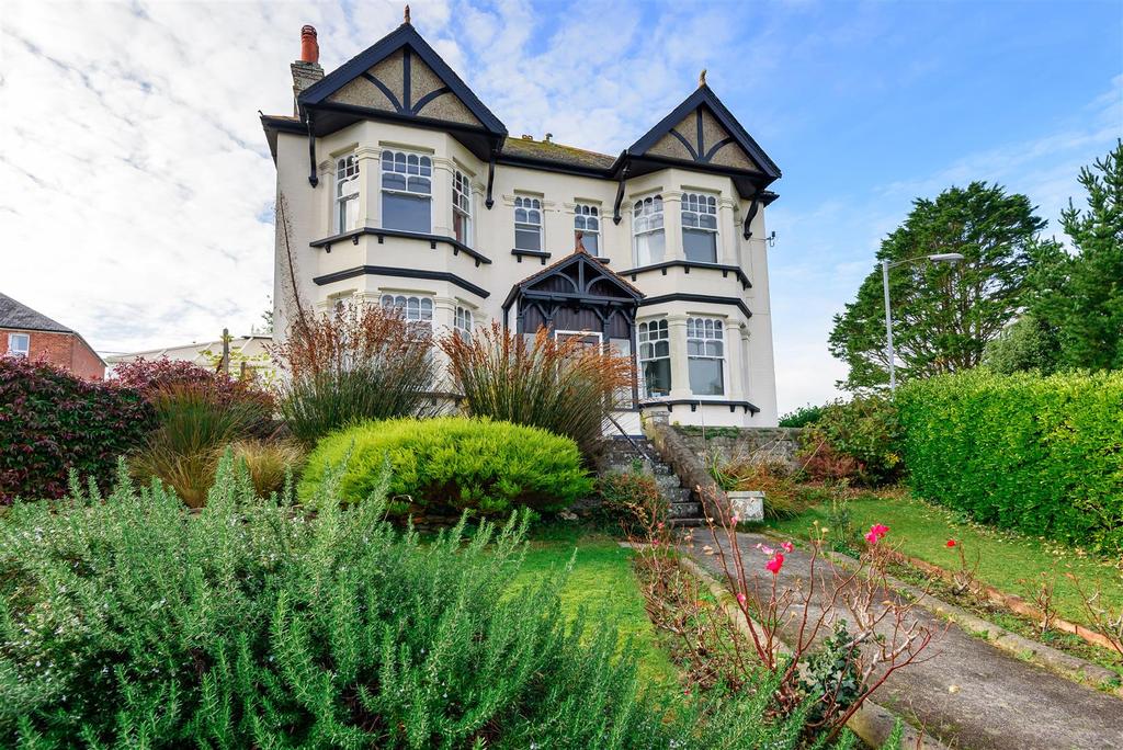 Station Road, Padstow 5 bed detached house £1,650,000