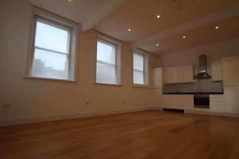 2 bedroom flat to rent - City Centre, Hereford