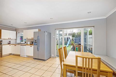 33 Lambert Avenue, Richmond, TW9 4QS