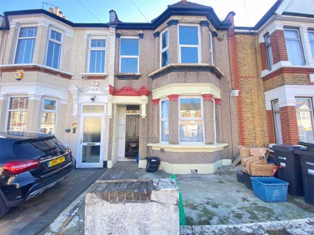 Hampton Road, Ilford, Essex, IG1 1 bed £270,000