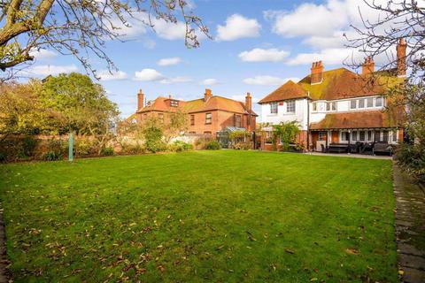 5 bedroom detached house for sale - Devonshire Gardens, Margate, Kent